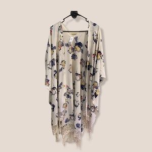 Floral fringe kimono